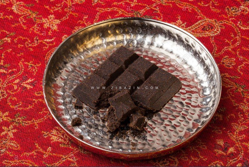 بخور دستساز شیشه ای عود مود (Oud Mood) بخور دستساز شیشه ای عود مود (Oud Mood)